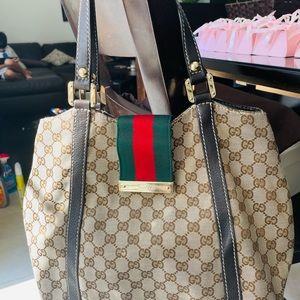 Gucci shoulder bag - authentic